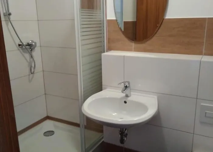 Lindenhof Drabsch 2*